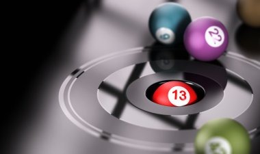 miaw4d mobile app showing live baccarat table and wallet menu